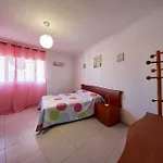 Bright &spacious Escape